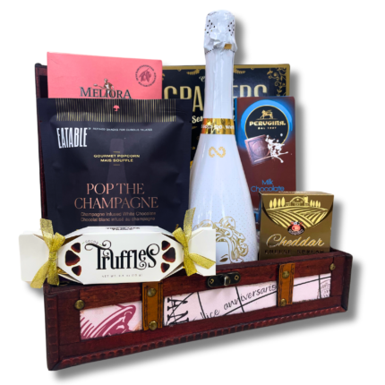 In the mood Spumente Wine Gift Basket