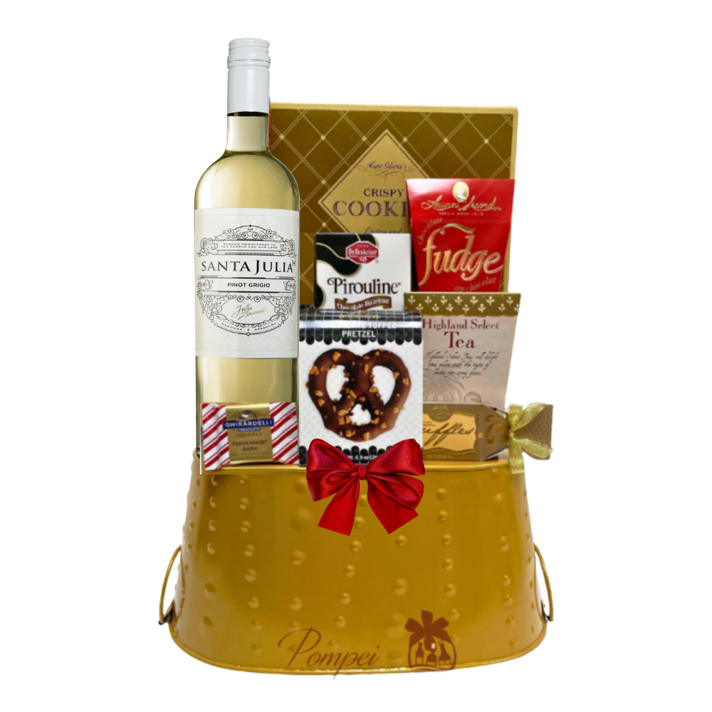 Christmas Eve Pinot Grigio Gift Basket