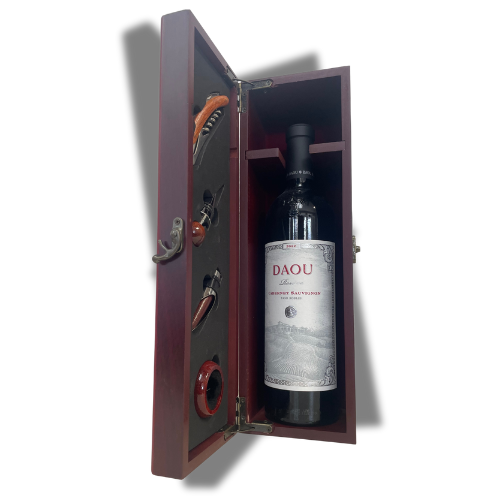 DAOU Reserve Cab Wine & Tool Box
