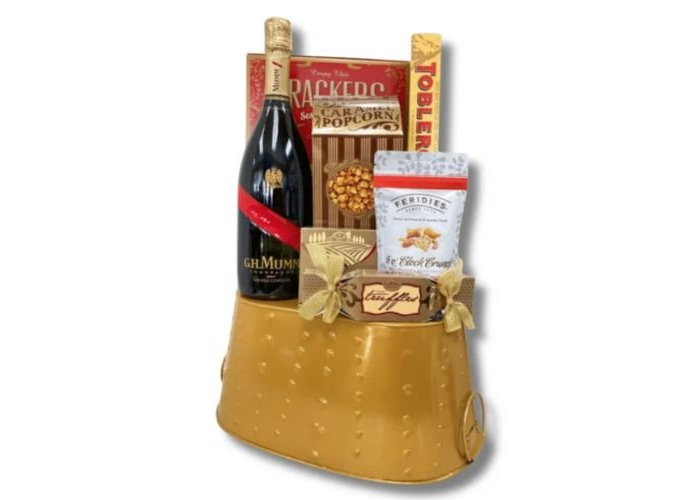 Elegant Gifting Ideas Featuring a Luxury Engraved Champagne Bottle