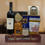 What Makes Cakebread Wine Gift Baskets and Woodford Reserve Gift Baskets Popular?